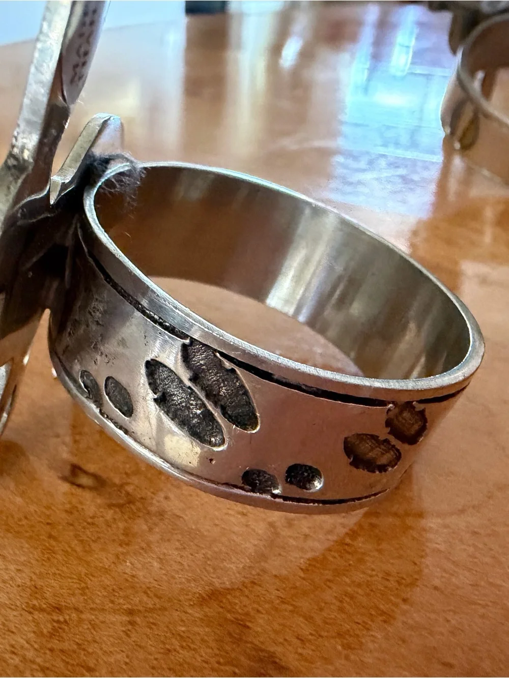 Pier One Cabincore Animal Napkin Rings Set of 4 Polished Silver Tone Metal